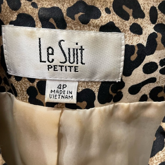 Size 4P - 6P Animal Print Jacket LeSuit Black & Brown 97% Poly 3% Spandex - Picture 7 of 9